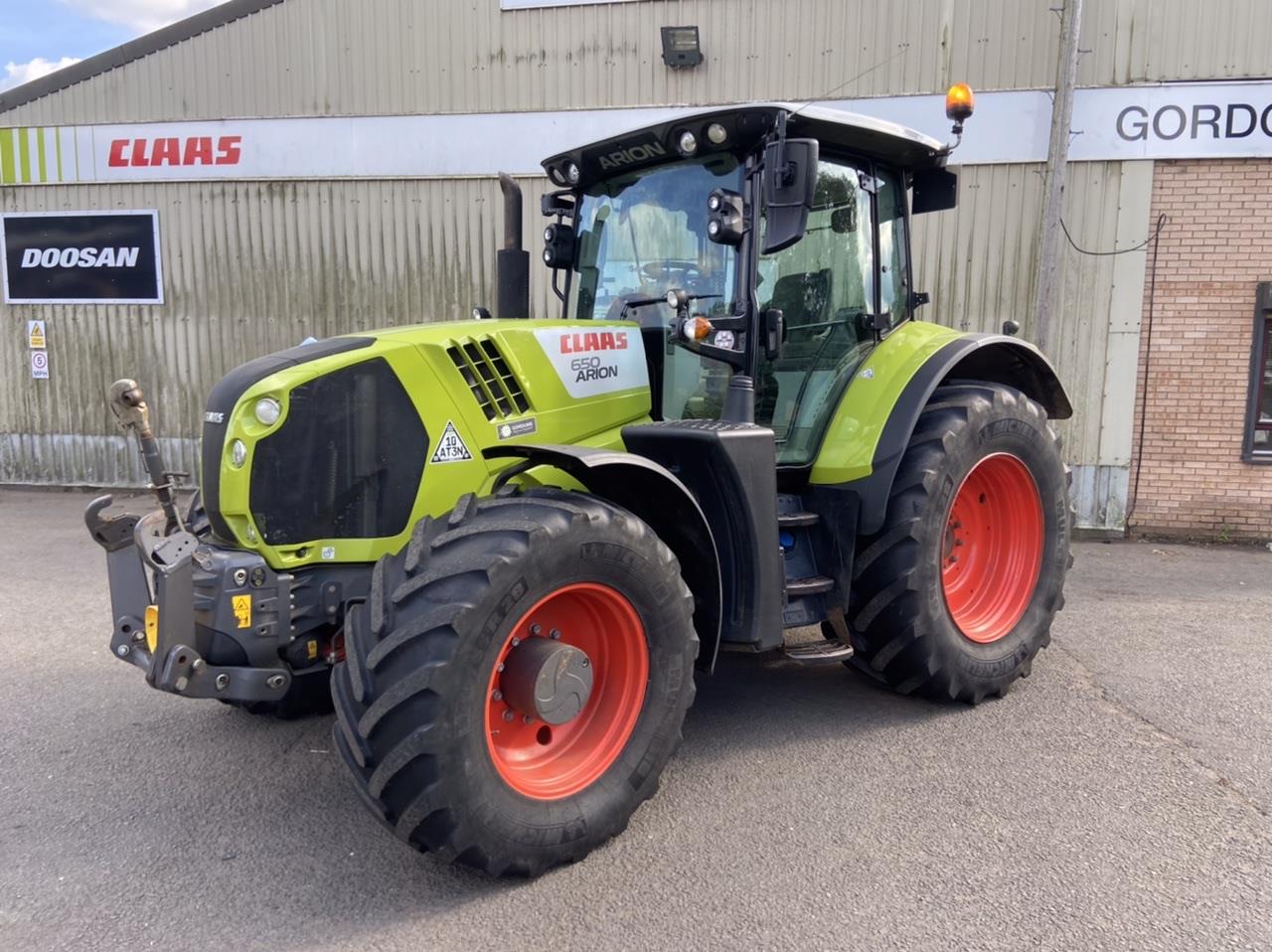 Claas ARION 650 CIS